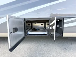 2022 Tiffin Allegro Bus 45OPP | Thumbnail Photo 31 of 32