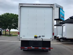 2025 Isuzu NPR-HD GAS 18&#039; BOX VAN | Thumbnail Photo 6 of 8