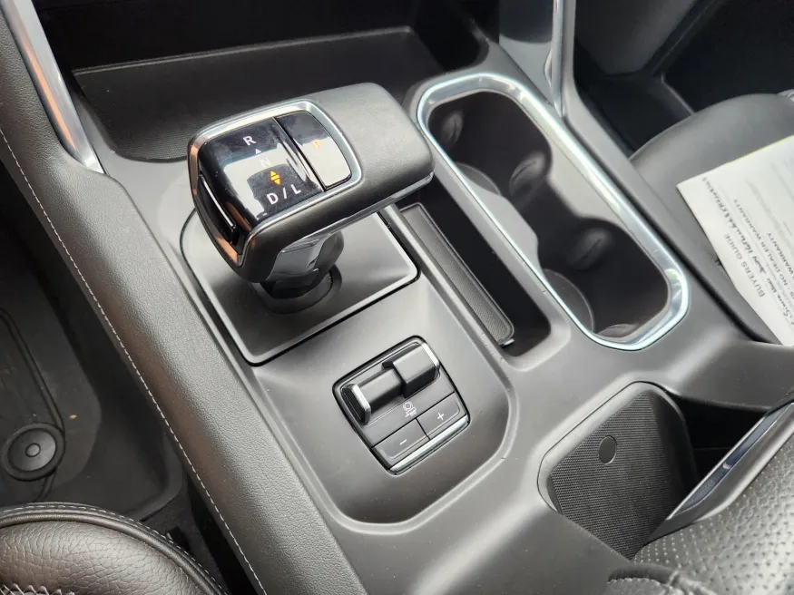 2024 GMC Sierra 1500 Denali | Photo 25 of 28