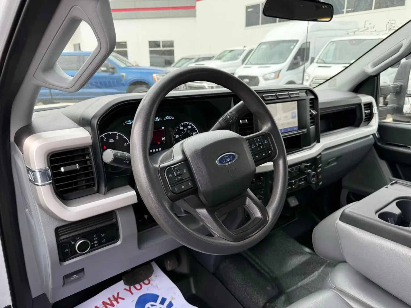 2024 Ford Super Duty F-250 XL | Photo 3 of 20