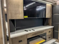 2026 Tiffin Zephyr 45PZ | Thumbnail Photo 30 of 39