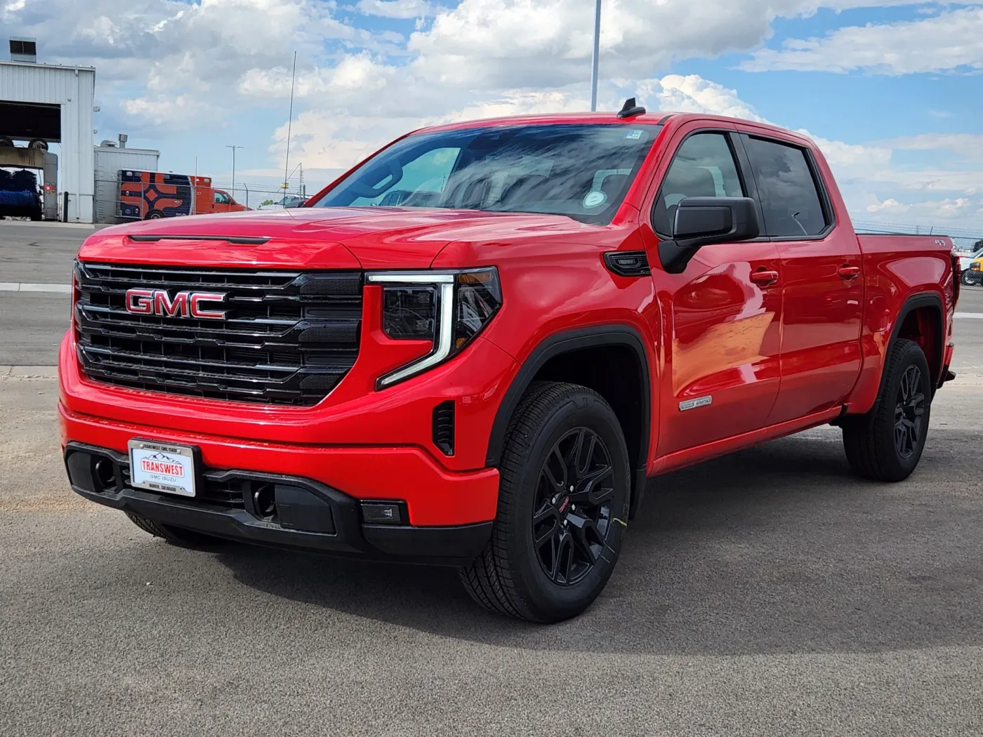 2025 GMC Sierra 1500 Elevation | Photo 3 of 28
