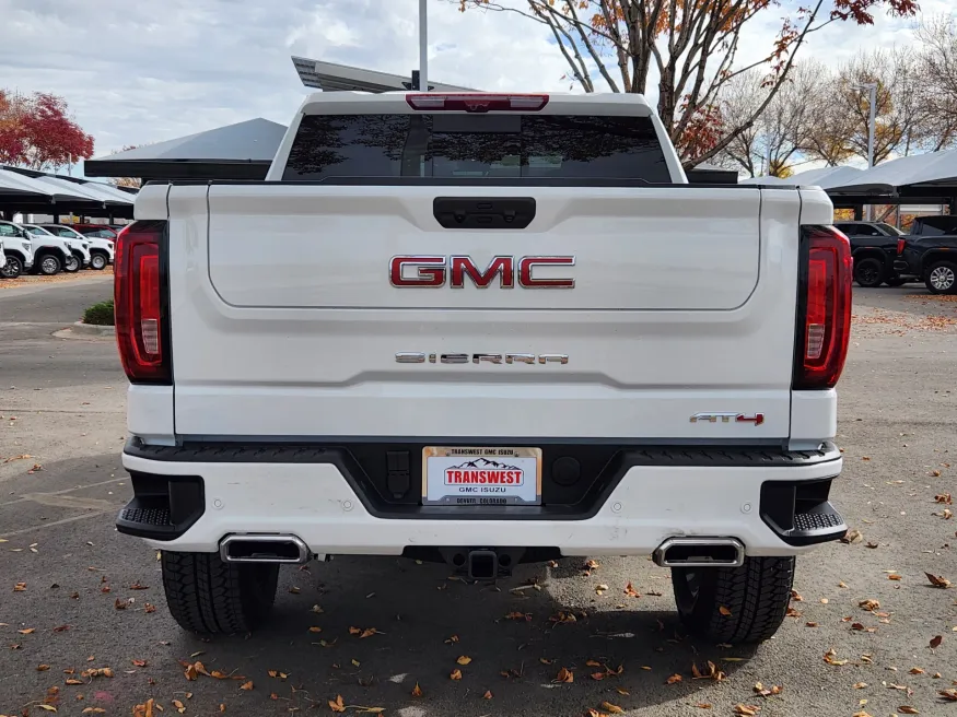 2026 GMC Sierra 1500 AT4 | Photo 12 of 31
