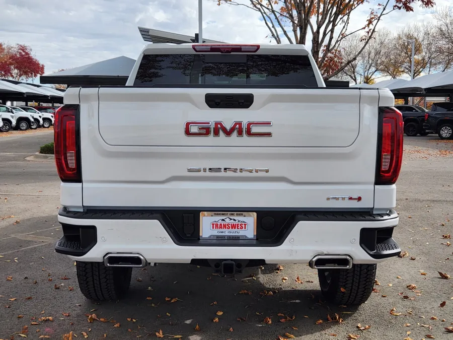 2026 GMC Sierra 1500 AT4 | Photo 12 of 31
