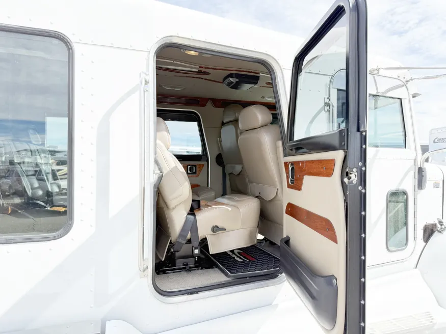 2008 Peterbilt 330 Schwalbe Hauler | Photo 15 of 19