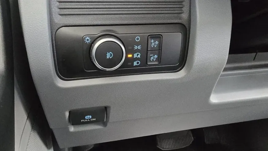 2026 Ford Super Duty F-600 | Photo 10 of 25