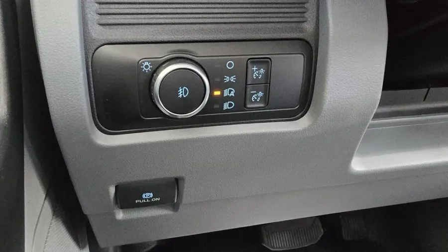 2026 Ford Super Duty F-600 | Photo 10 of 25