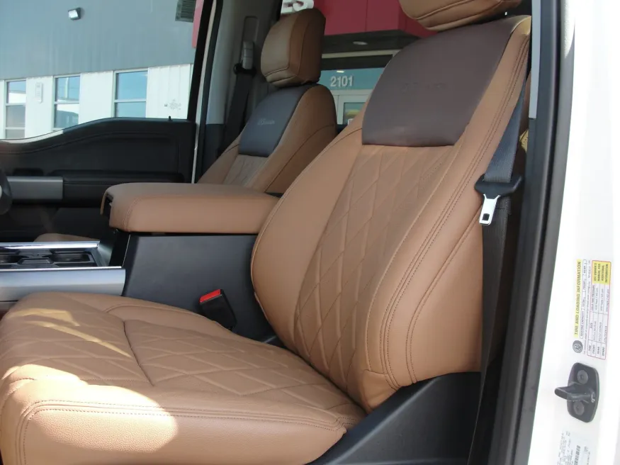 2024 Ford F-250 | Photo 9 of 17