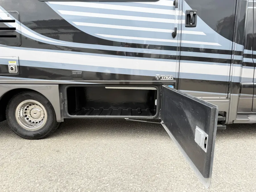 2021 Thor Delano 24FB | Photo 21 of 25