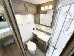 2026 Renegade Verona 40VBH | Thumbnail Photo 14 of 30