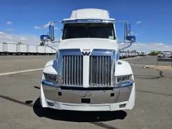 2022 Western Star 5700XE | Thumbnail Photo 2 of 23
