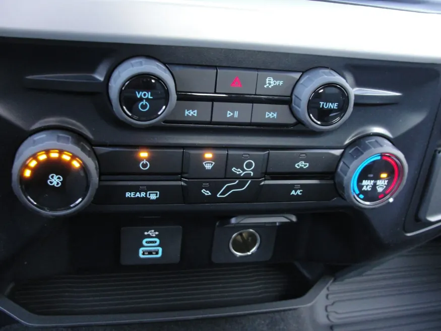 2026 Ford F-350 | Photo 10 of 14