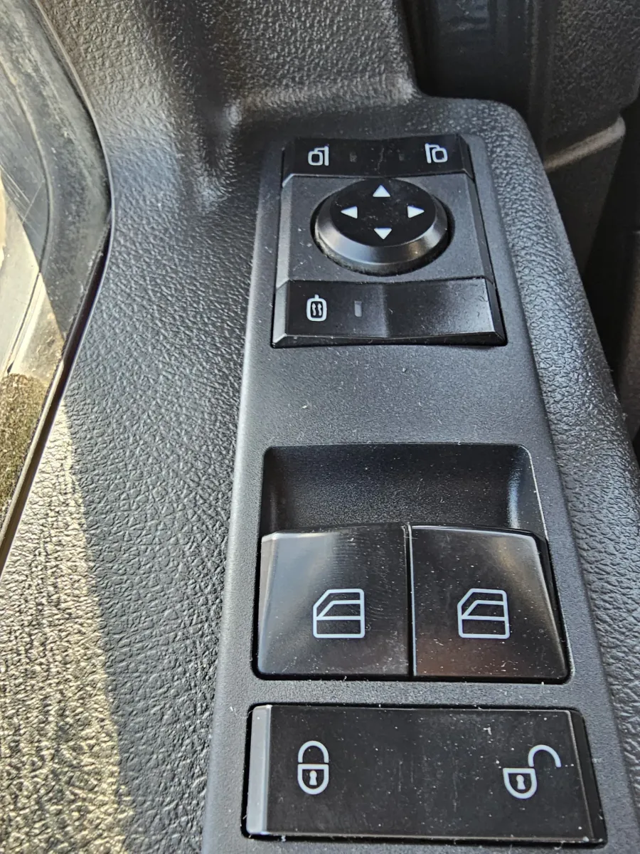 2025 Western Star 47X | Photo 17 of 17