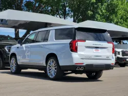 2026 GMC Yukon XL Denali | Thumbnail Photo 4 of 26