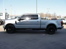 2022 Ford Super Duty F-350 Lariat | Thumbnail Photo 1 of 13