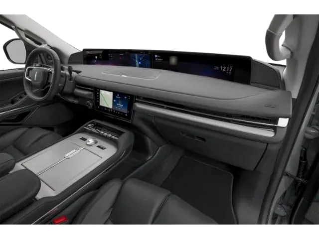 2026 Lincoln Navigator | Photo 11 of 13