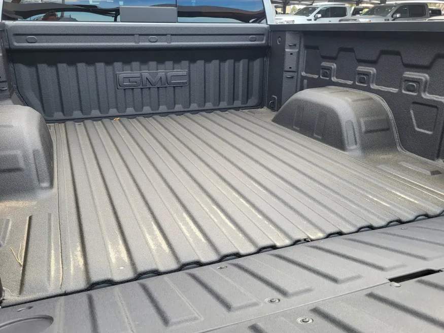 2026 GMC Sierra 1500 Elevation | Photo 22 of 24