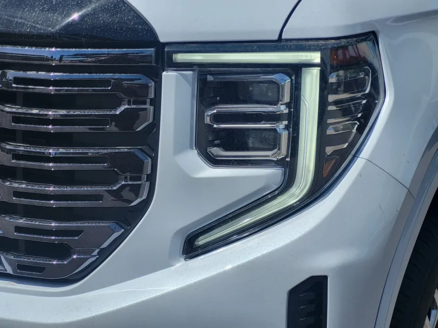 2026 GMC Sierra 1500 Denali Ultimate | Photo 7 of 26