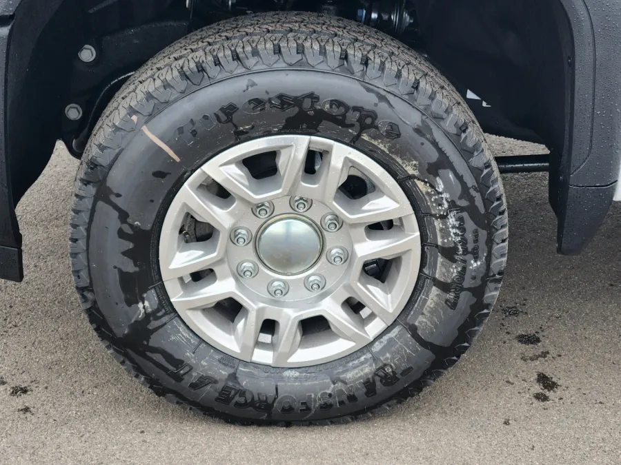 2026 GMC Sierra 2500HD Pro | Photo 5 of 21