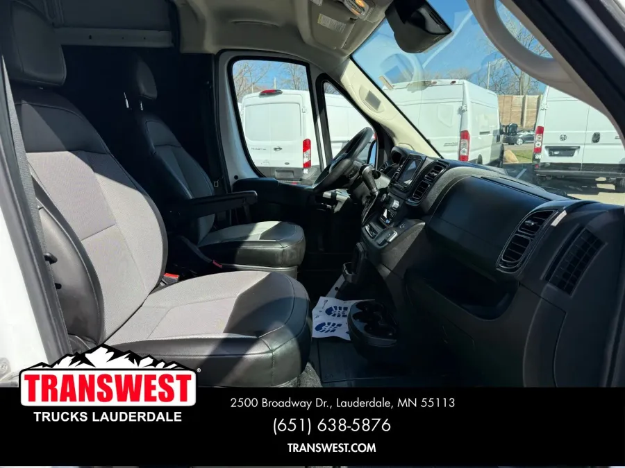 2023 RAM ProMaster 2500 High Roof | Photo 6 of 20
