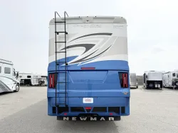 2022 Newmar Canyon Star 3722 | Thumbnail Photo 18 of 28