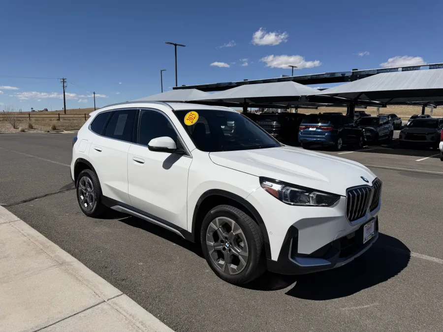 2025 BMW X1 xDrive28i | Photo 5 of 21