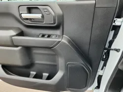 2026 GMC Sierra 2500HD Pro | Thumbnail Photo 15 of 23