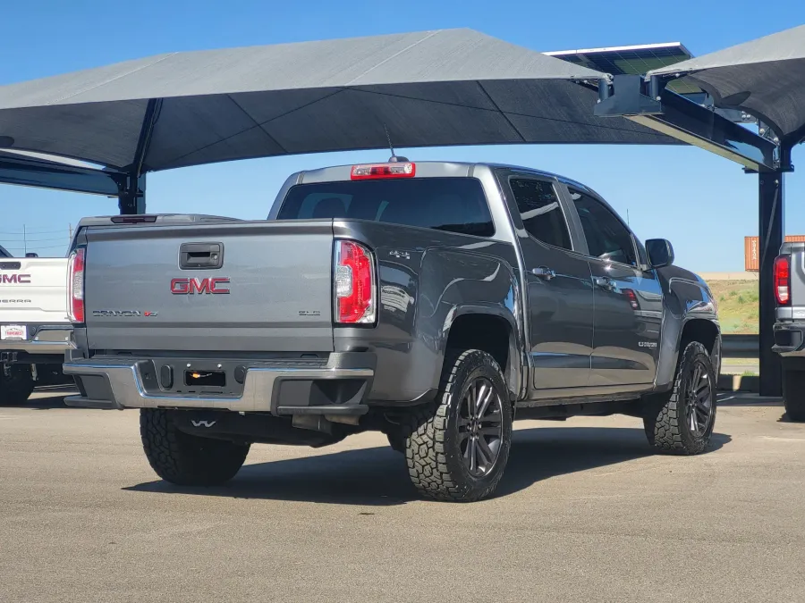 2019 GMC Canyon 4WD SLE | Photo 6 of 24