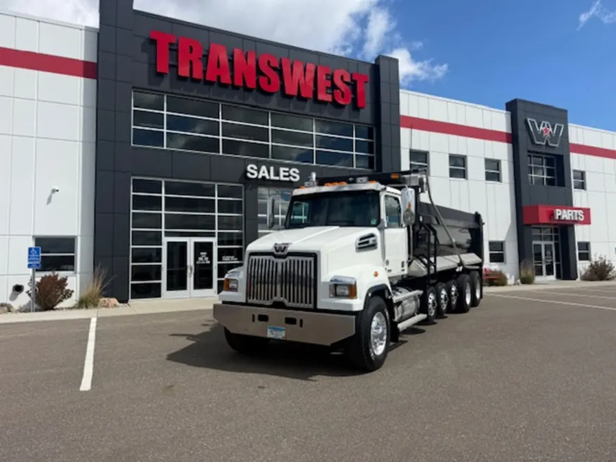 2021 Western Star 4700 | Photo 1 of 12