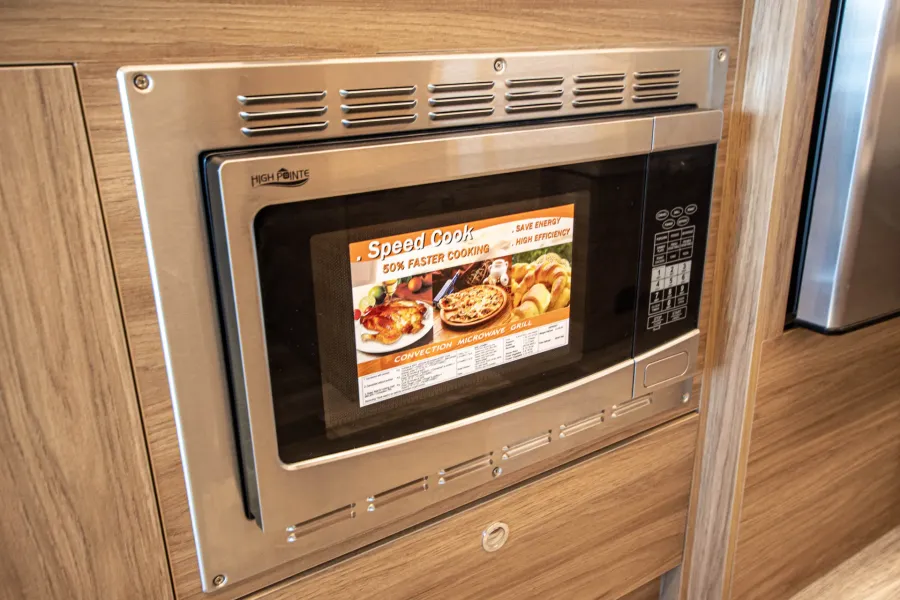 2026 Tiffin Wayfarer 25XPW | Photo 17 of 23