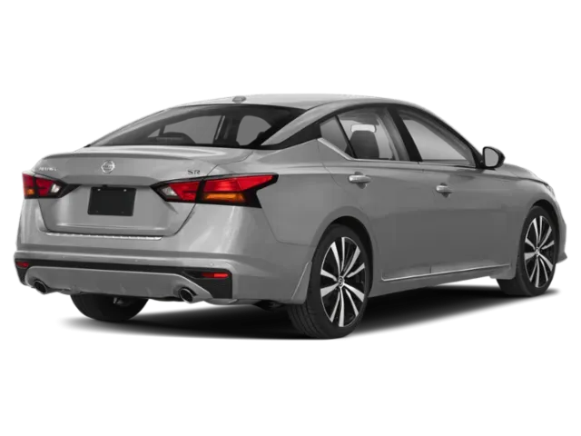 2022 Nissan Altima | Photo 1 of 12