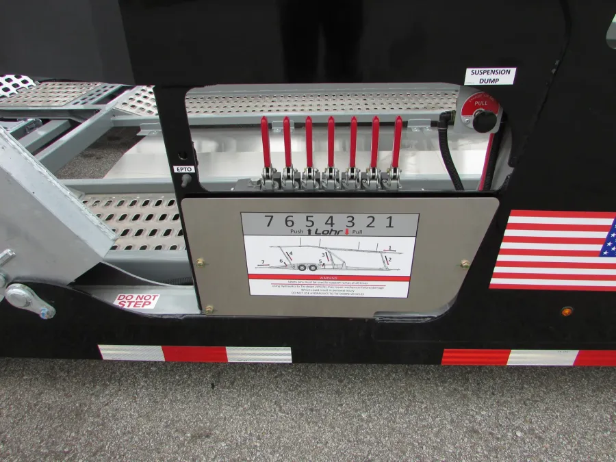 2025 Western Star 49X | Photo 22 of 43