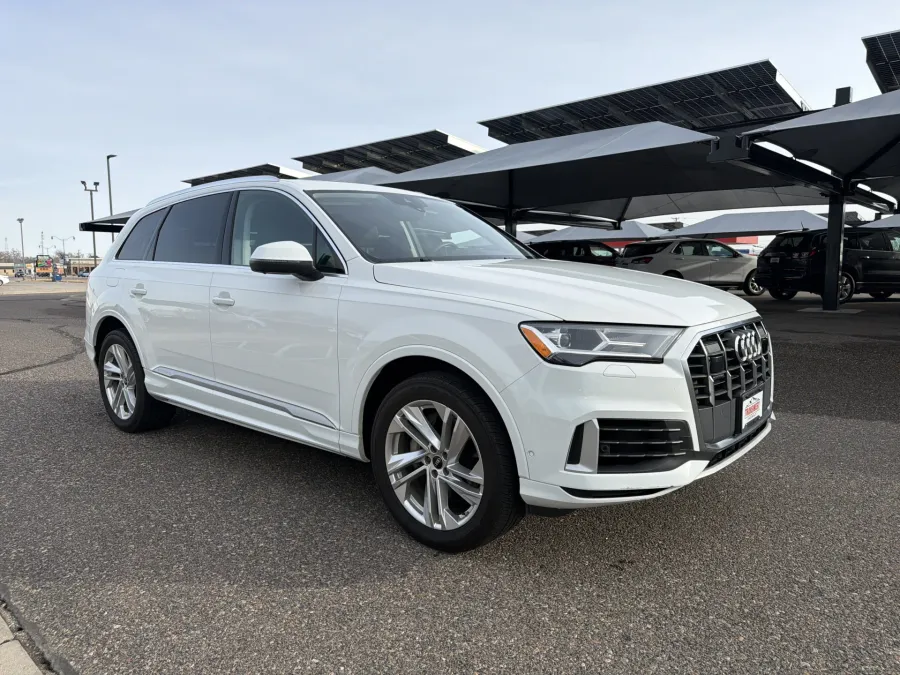 2023 Audi Q7 Premium Plus | Photo 6 of 23