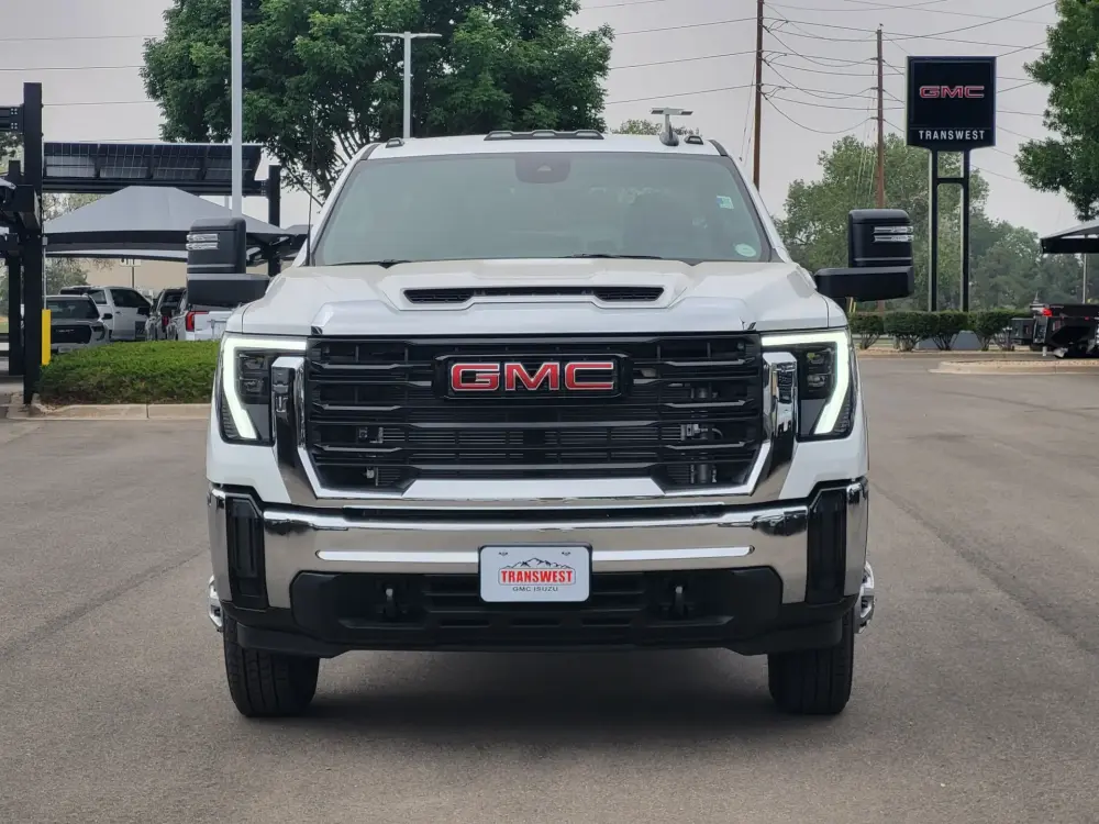 2026 GMC Sierra 3500 Chassis Cab