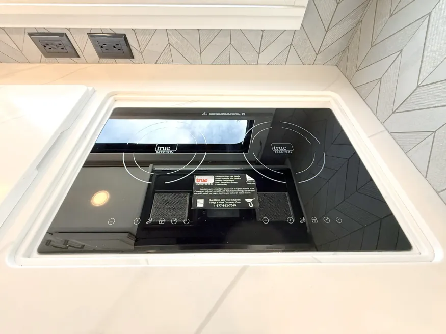 2026 Renegade Verona LE 40LRB | Photo 12 of 31