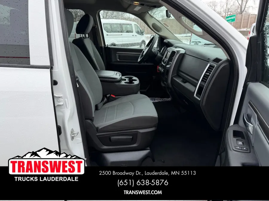 2024 RAM 1500 Classic SLT | Photo 18 of 21