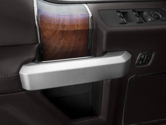 2016 Ford F-150 | Photo 15 of 17