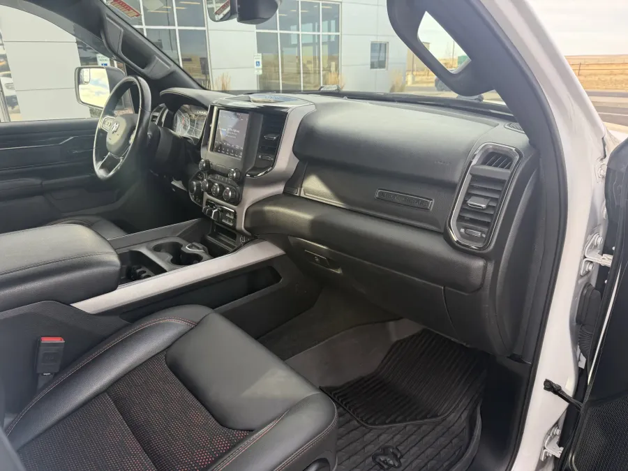 2021 RAM 1500 Big Horn | Photo 17 of 29