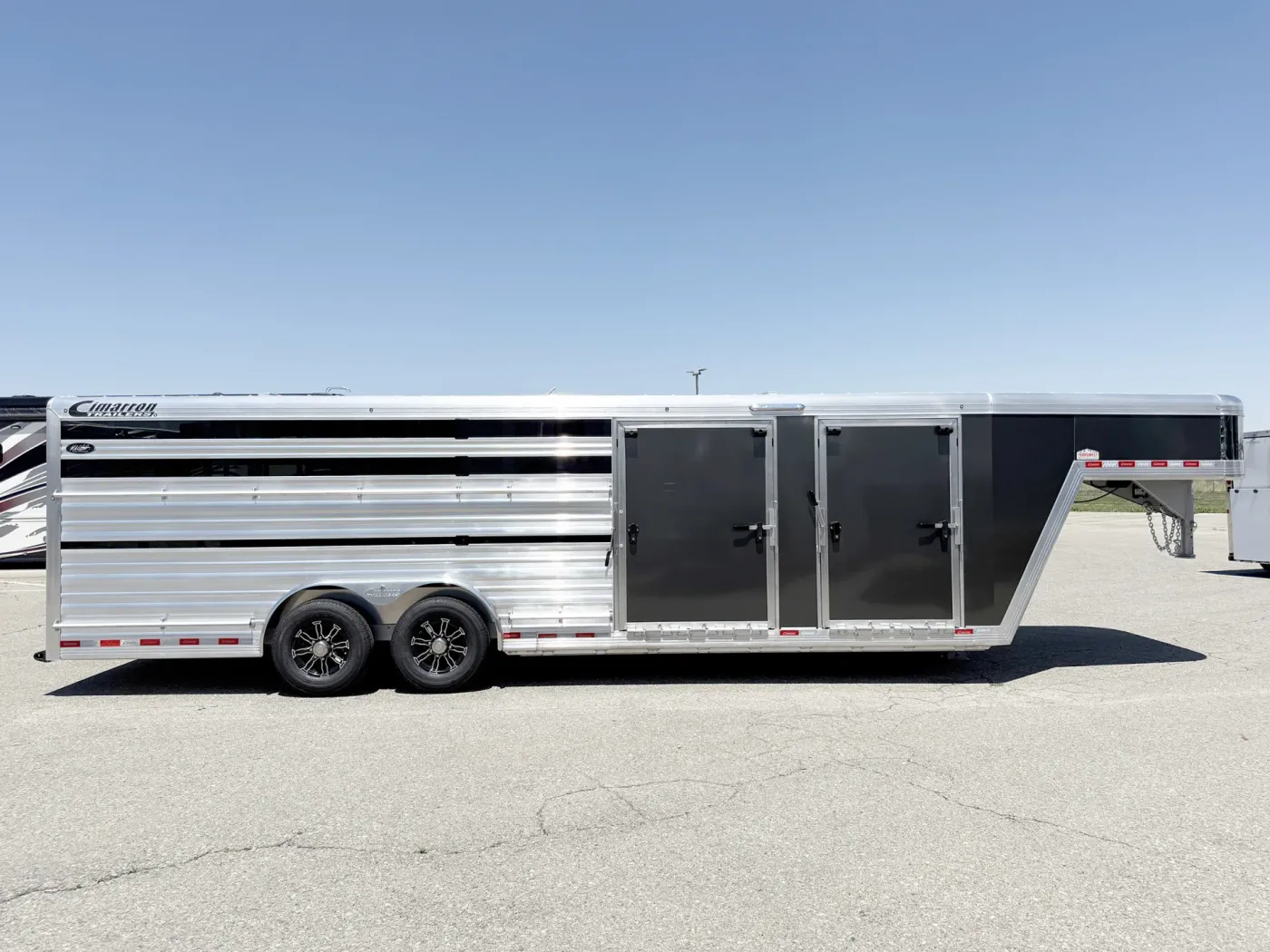 2027 Cimarron Stierwalt Pro Series | Photo 3 of 5