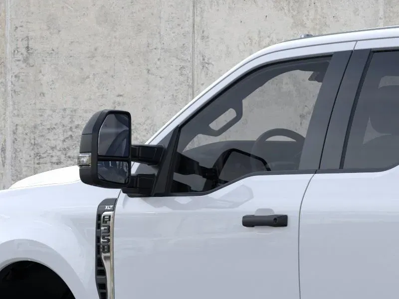 2026 Ford Super Duty F-350 | Photo 20 of 22