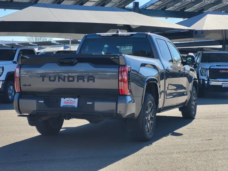 2024 Toyota Tundra 4WD Platinum | Photo 5 of 24