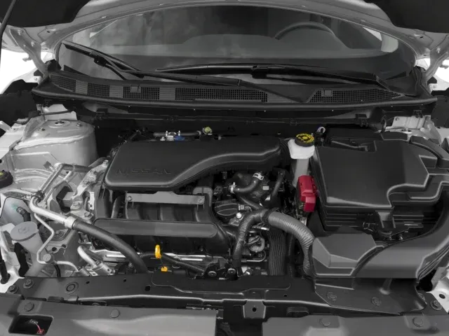 2018 Nissan Rogue Sport | Photo 8 of 13