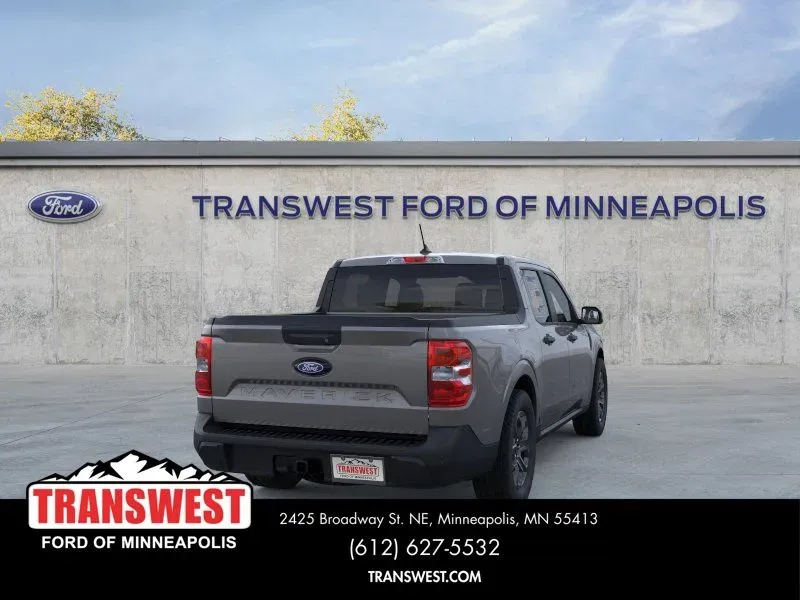 2026 Ford Maverick XLT | Photo 7 of 24