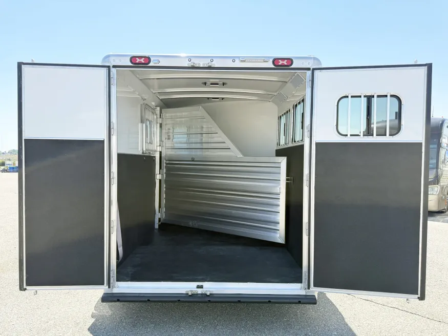 2026 Cimarron Norstar 2HGN | Photo 10 of 15