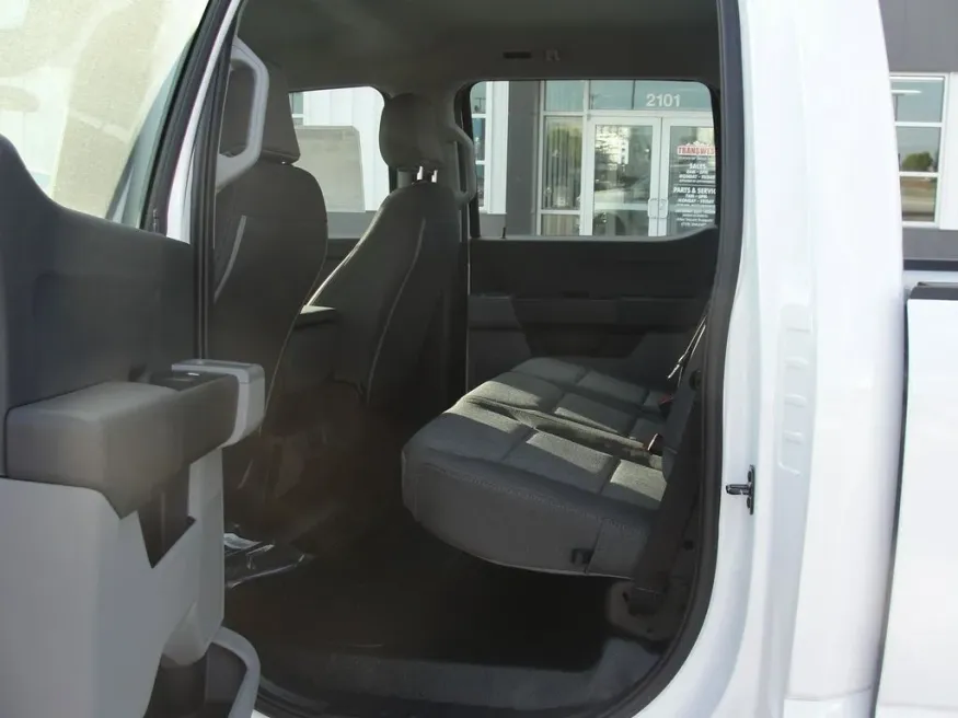 2026 Ford Super Duty F-350 XL | Photo 24 of 32