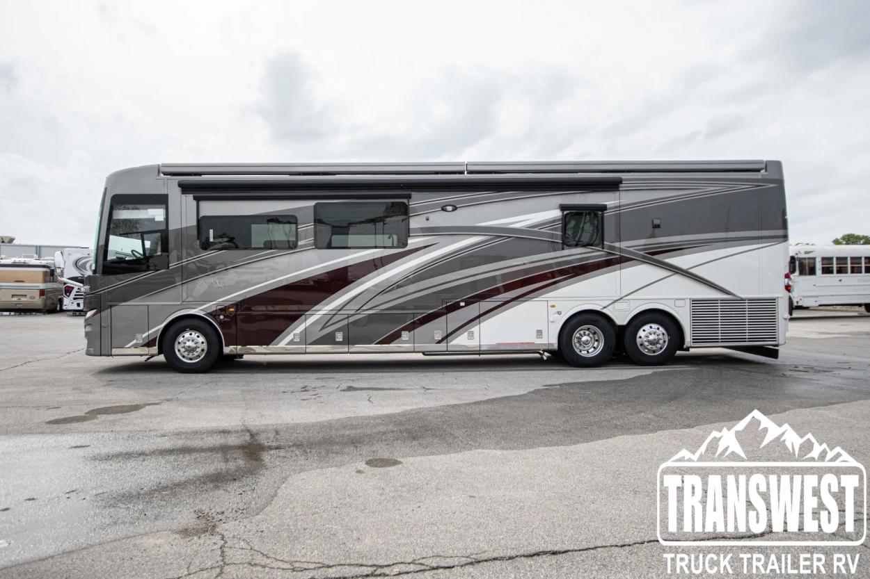 2024 Newmar London Aire 4551 | Photo 1 of 46