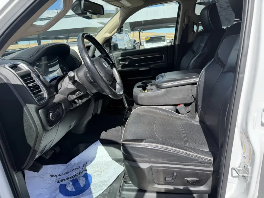 2019 RAM 2500 Laramie | Photo 15 of 21