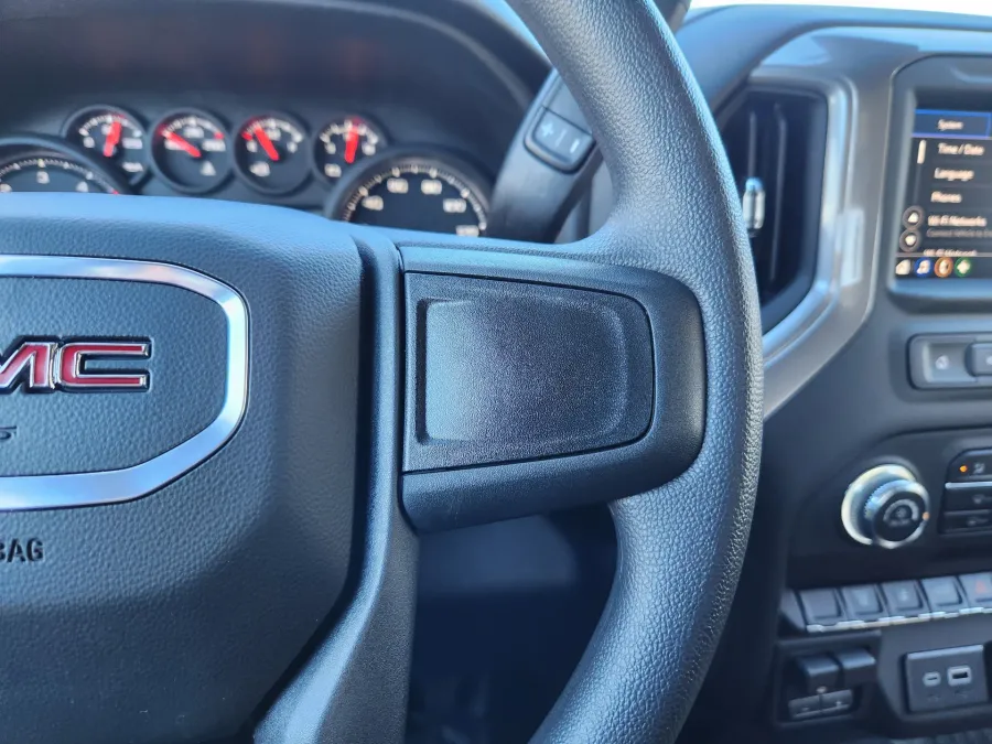 2026 GMC Sierra 2500HD Pro | Photo 25 of 29