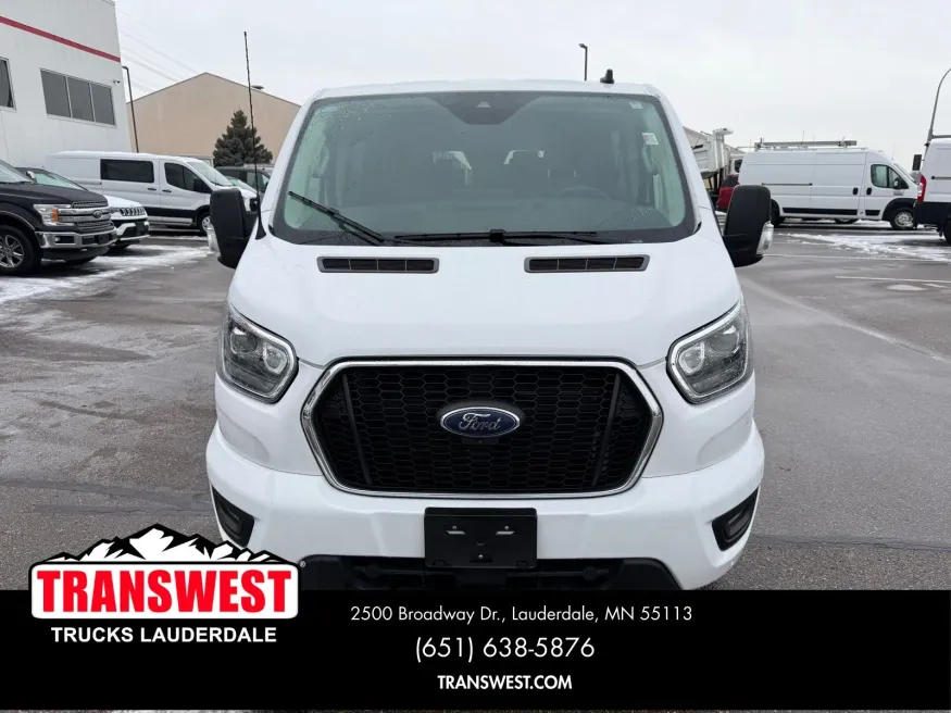 2023 Ford Transit-350 XLT | Photo 18 of 22