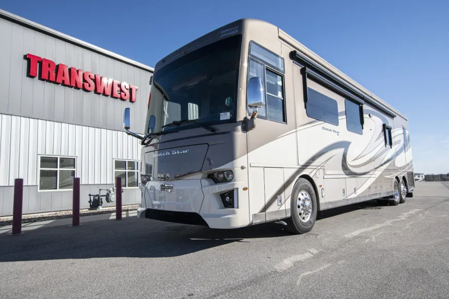 2020 Newmar Dutch Star 4369 | Photo 6 of 55